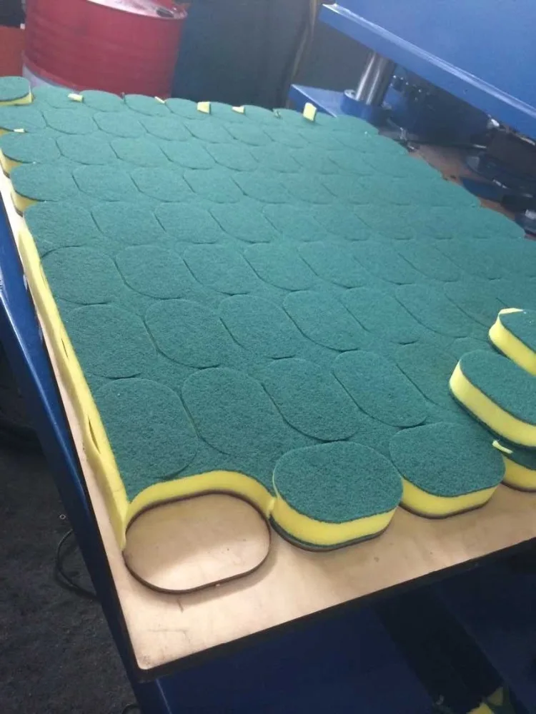 Manual Four Column Hydraulic Kitchen Sponge Scouring Pad Cutting Machine