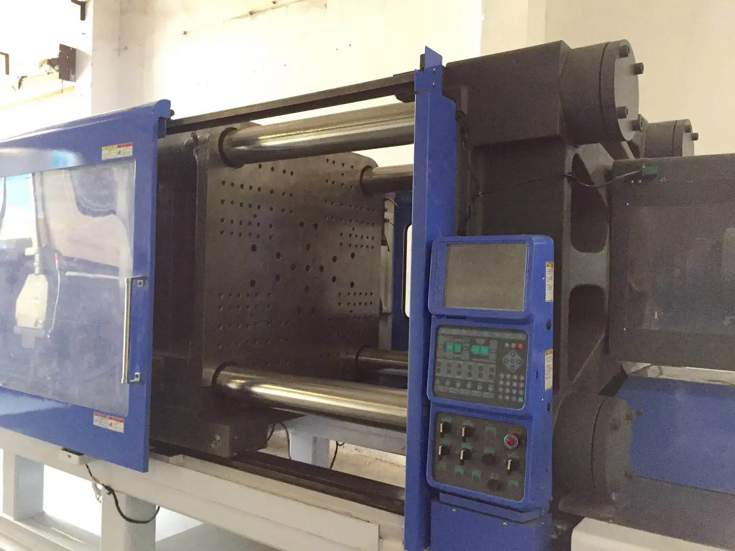 
JSW использованная машина для литья под давлением из магниевого сплава 