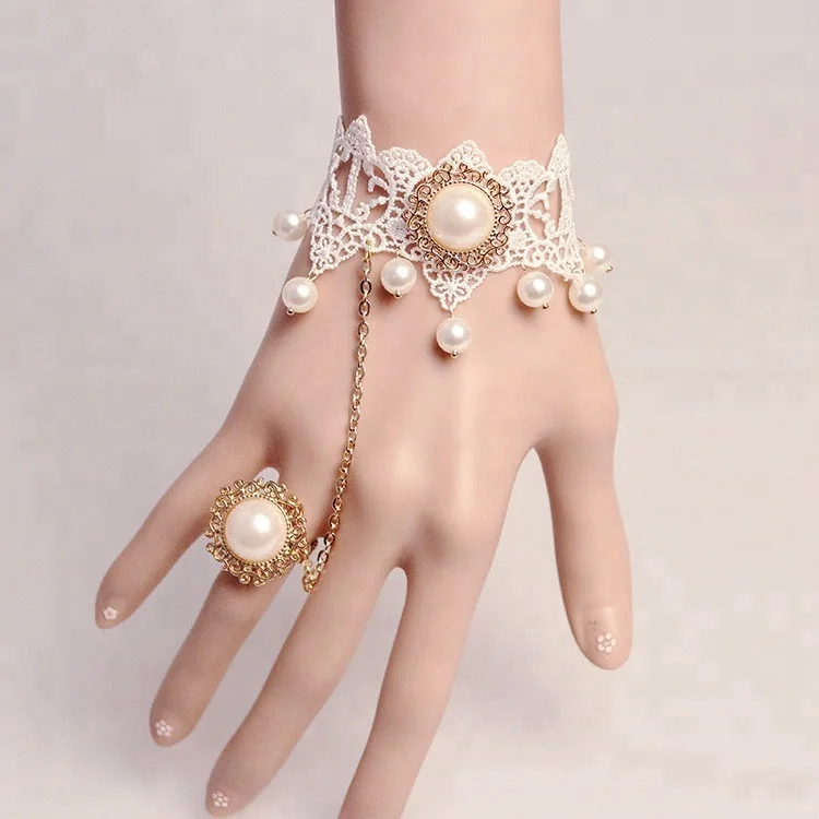 Arabic Bracelet - Arabic jewelry - Personalized - Custom Engraved - Nadin  Art Design - Personalized Jewelry