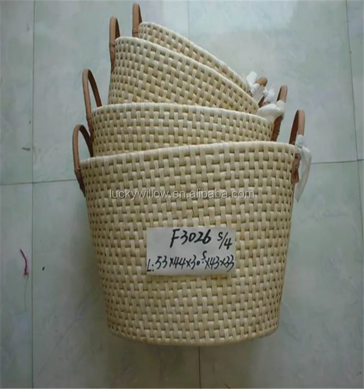 Linyi County Lucky Weave Crafts Dried Corn Husks Knitting Gift Basket Buy Corn Husks Basket Corn Husks Knitting Gift Basket Gift Baskets Empty Product On Alibaba Com