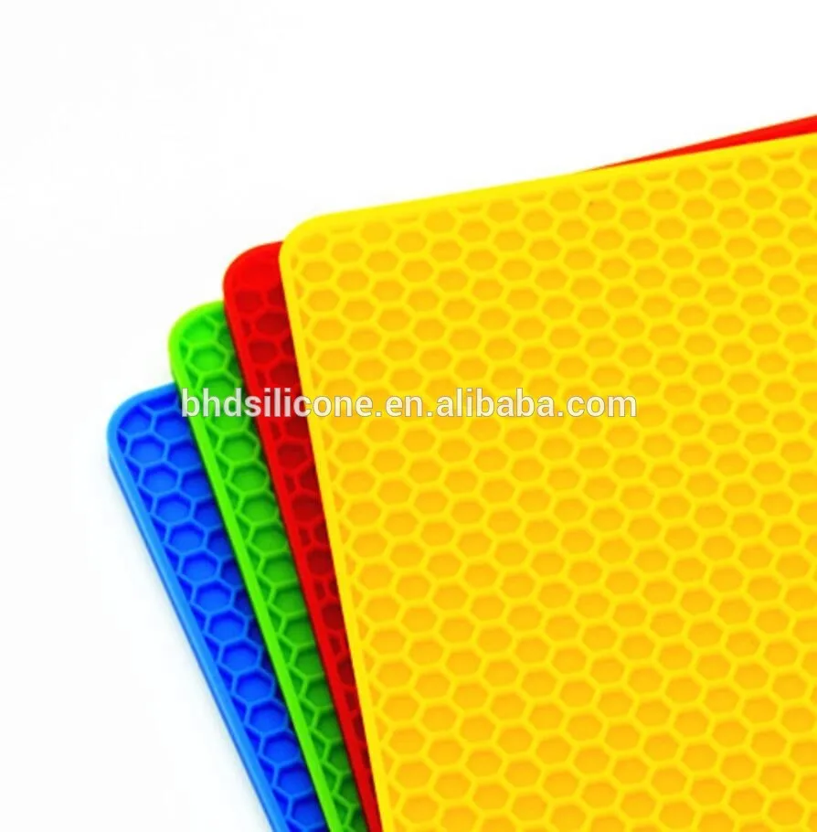 Non Slip Heat Resistant Square Silicone Pot Holder, Square Coaster