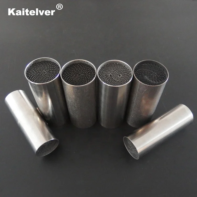 触媒コンバーター 金属製 フランジ型 日本排気部品ランドクルーザープラド三元触媒コンバーター