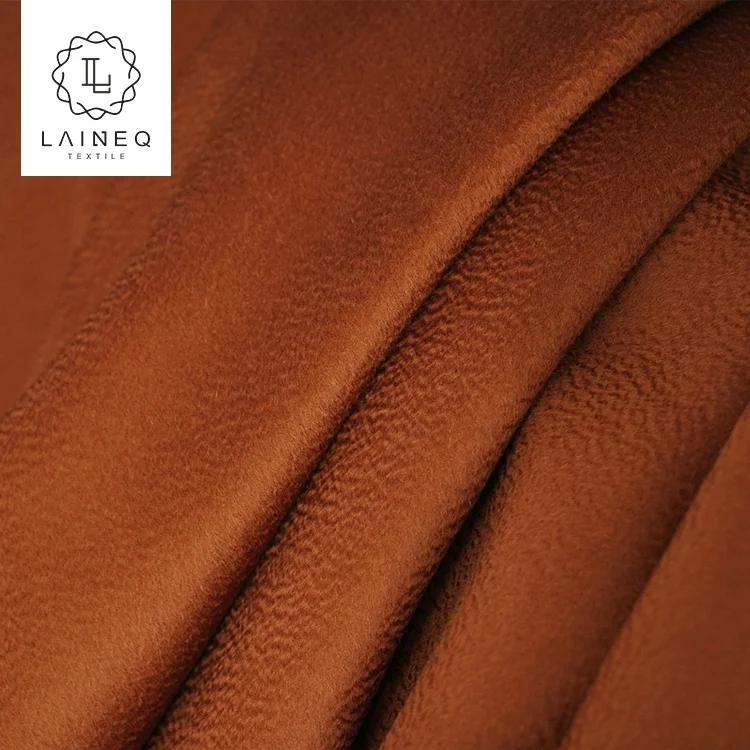 
 Двусторонняя 100% шерстяная ткань карамельного цвета С ВОЛНИСТЫМ ЭФФЕКТОМ  