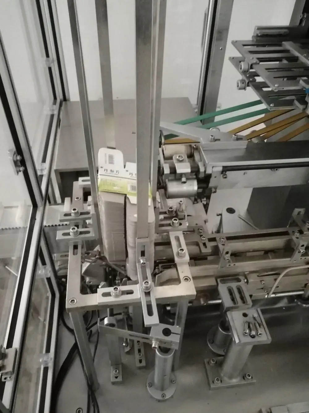 
Хорошее качество, ПЭТ бутылки, ручная машина для производства картонных коробок, цены с инструментом 