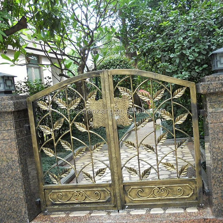 Small Iron Gate Design Wrought Iron Outdoor Gates for Garden