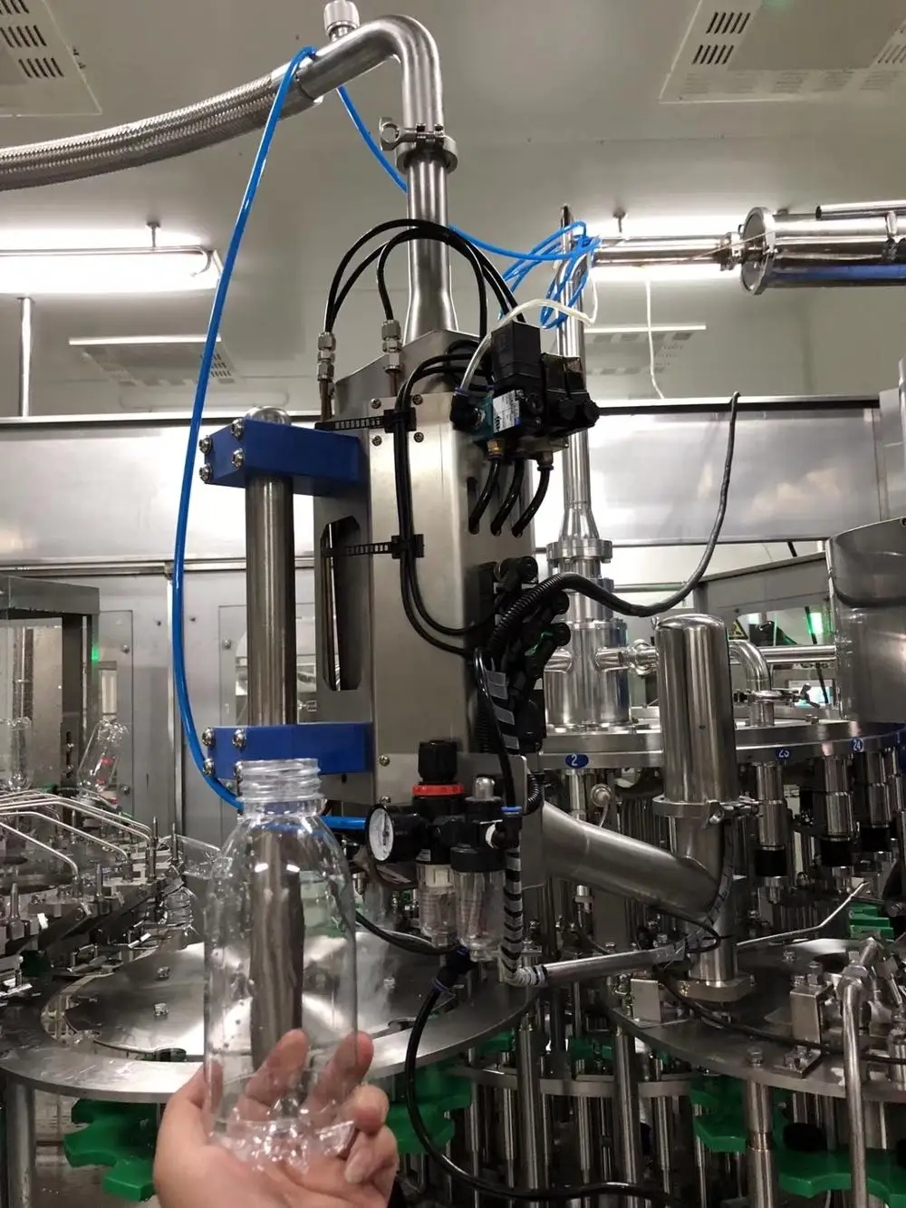 Automatic Liquid Nitrogen Dosing Machine for Cans and Juice Bottling Plant