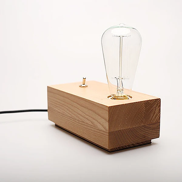 Custom Simple Style Table Lamp for Indoor Decoration High Quality Handmade Natural Wood Table Lamp