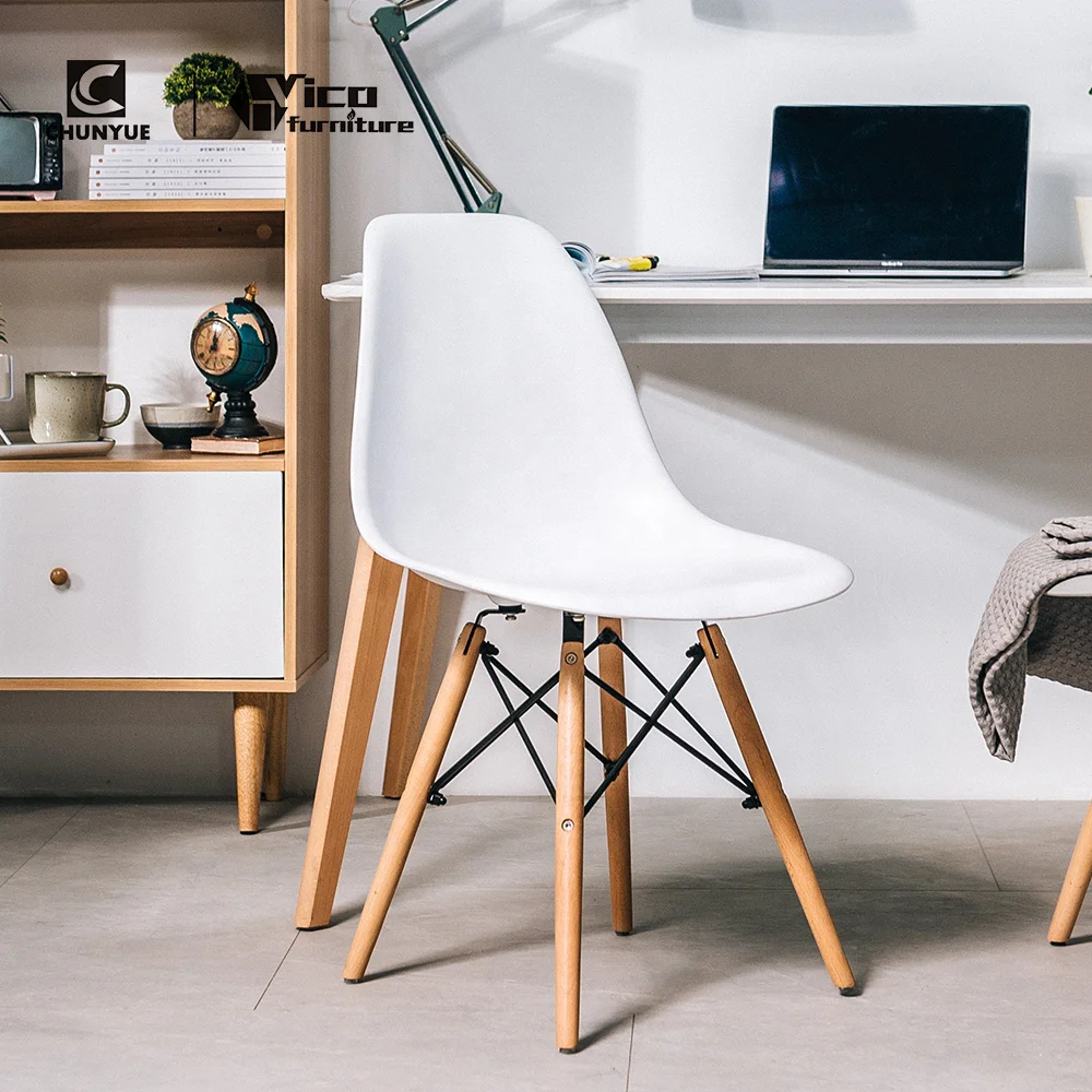 Стул Eames DSW белый