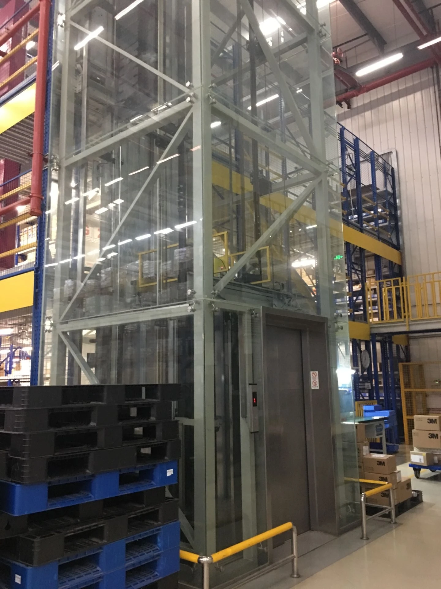 Metal Mezzanine 2 Floor Decking System with Lift