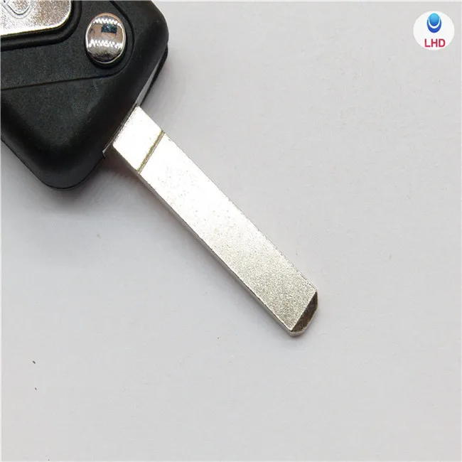Citroen DS3 Flip Radio Key Replacement Housing – 2 Button, Blank Blade (Start-Key)