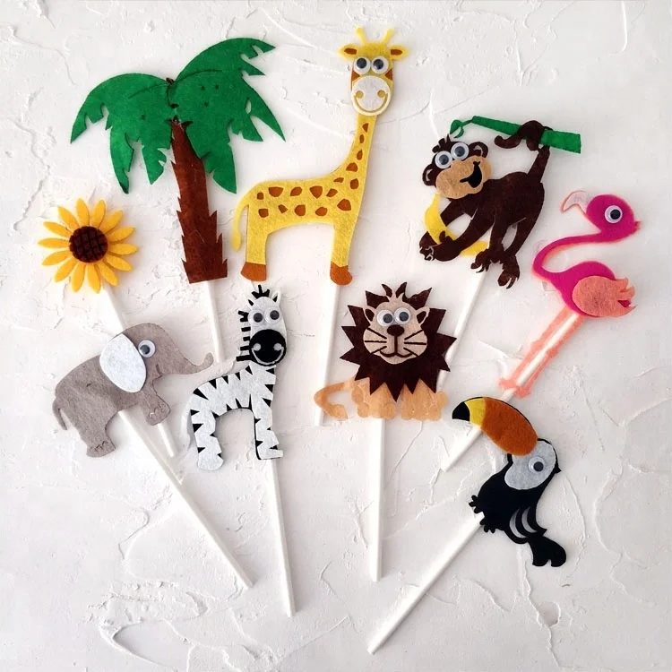 Plastic Cartoon Design Birthday Cake Topper for Children