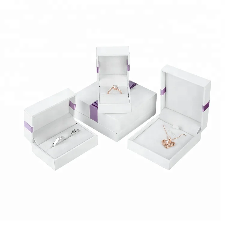 Tongoing White Plastic Jewelry Box and Display Case for Fashion