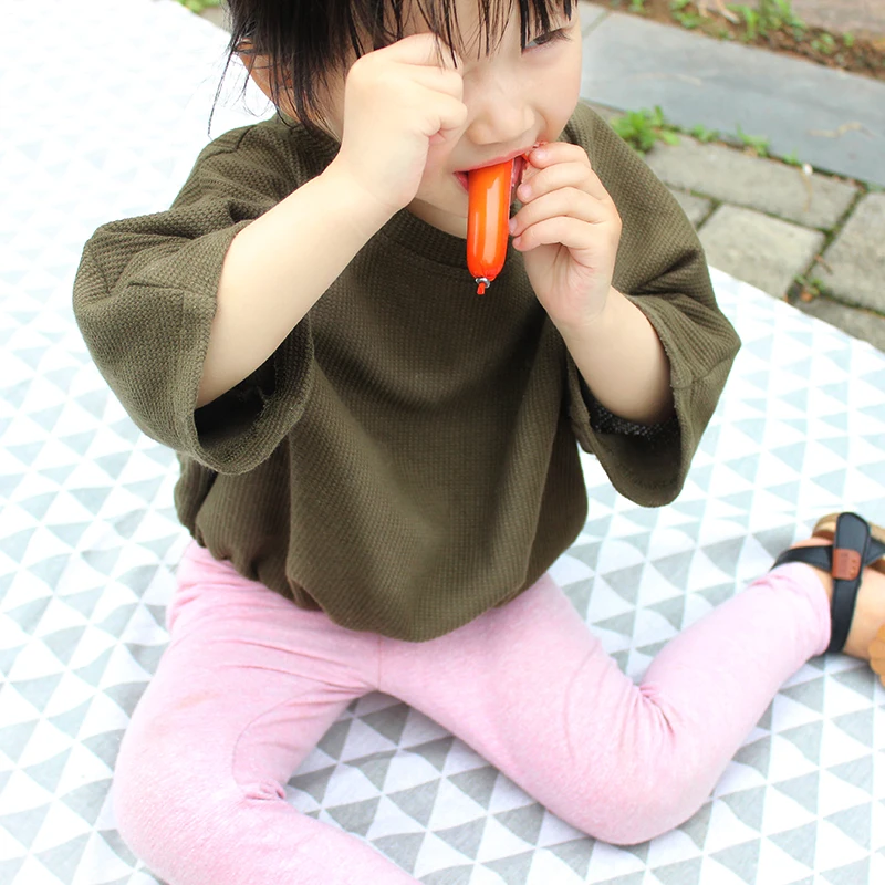 Индивидуальная одежда, модель маленькой девочки, топ, 100 смесь хлопка, коричневая, большие размеры, Детская футболка