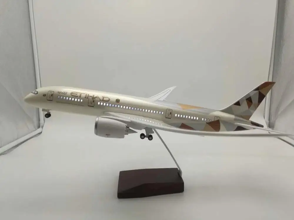 High Quality Etihad A380 LED Aircraft Model Voice Control Passenger  Model 1:160 46cm Resin Airplane Model