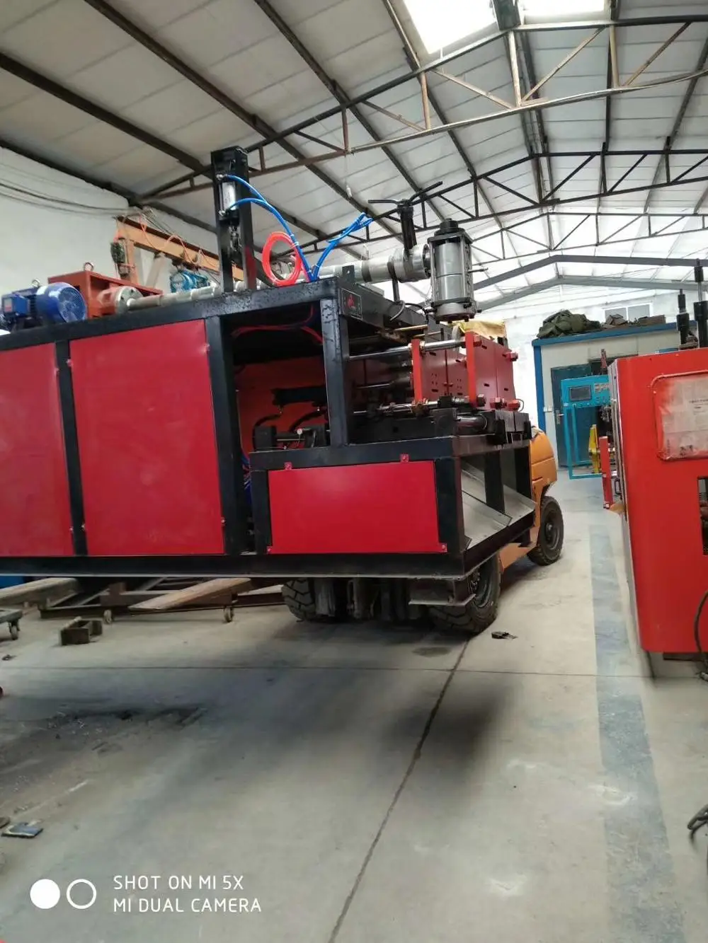New Design Automatic Small Plastic pp Water Bottle Extrusion Blow Molding Machine Semi Automatic Bottle Blow Moulding Machine