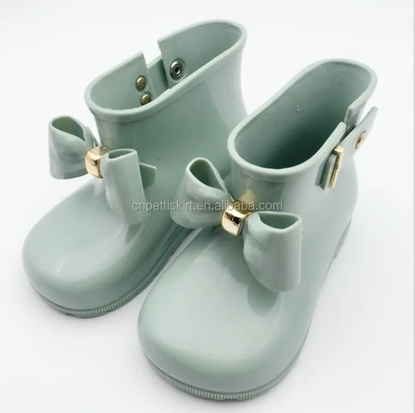 boutique boots wholesale