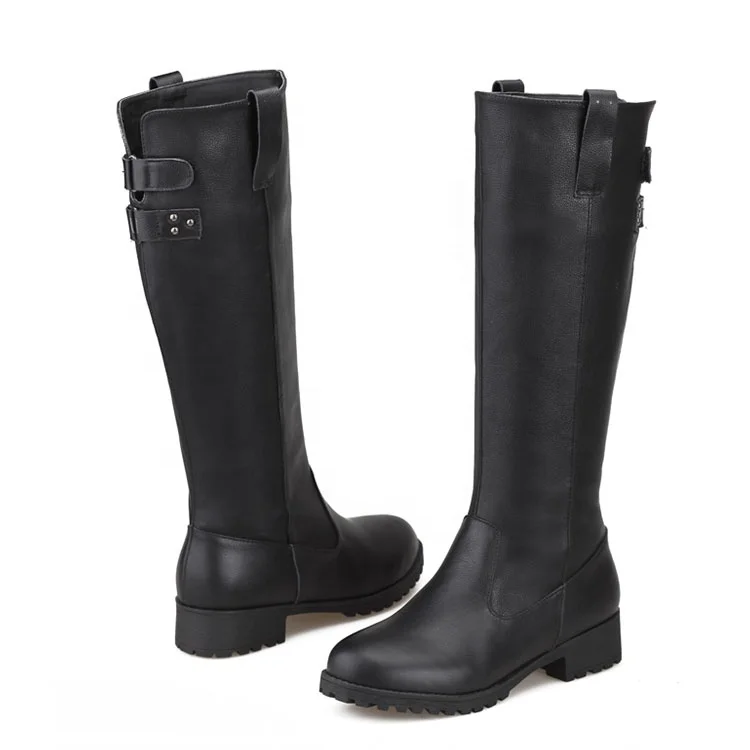 longues bottes noires