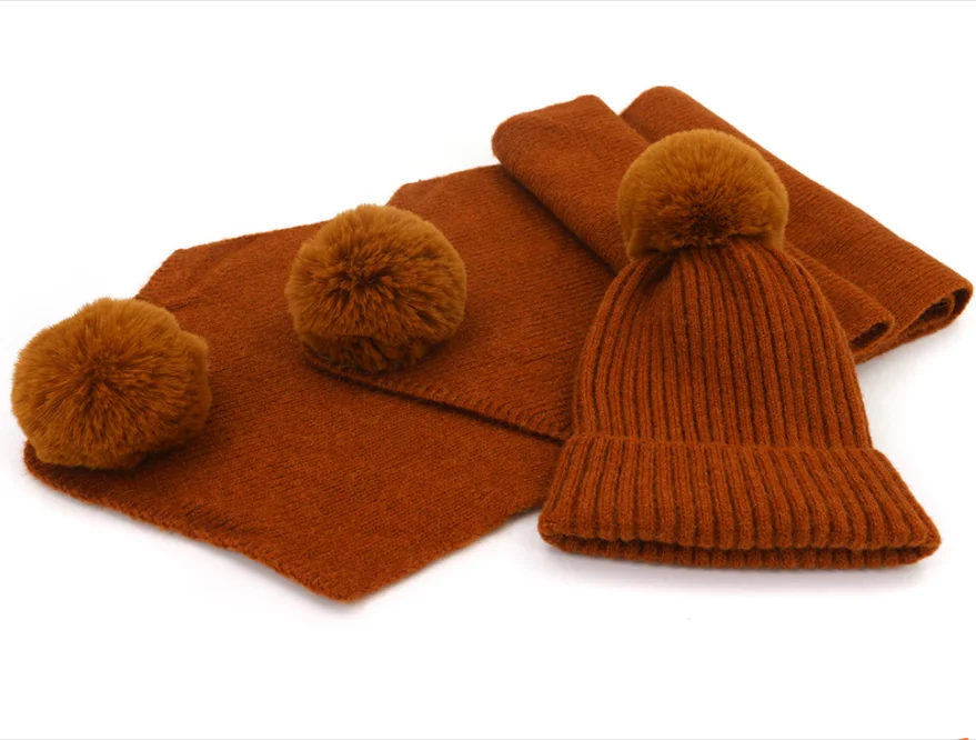 Soft wool blend beanie scarf set with fake fur pom pom winter warm set knitted beanie scarf