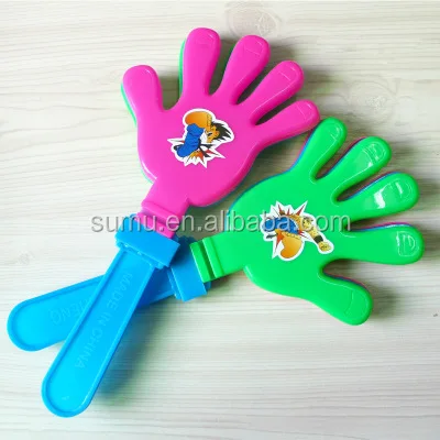 2020 Горячая продажа Рекламные приветливые Пластиковые три футбольные руки Вентилятор Clapper