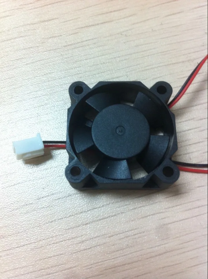 Yofolon 30x30x10mm 5v 12v Dc Mini Cooling Fan High Flow 30mm Toy Fan