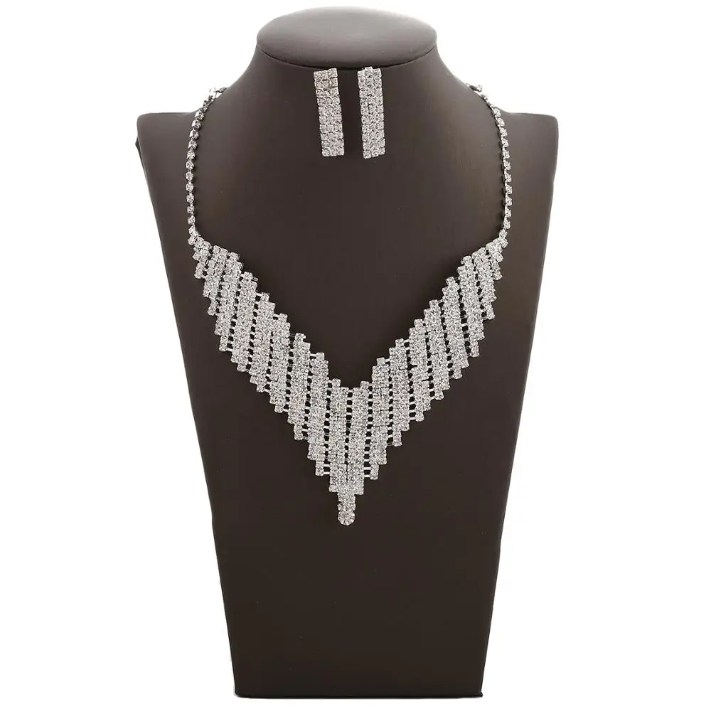 v shaped necklace wedding