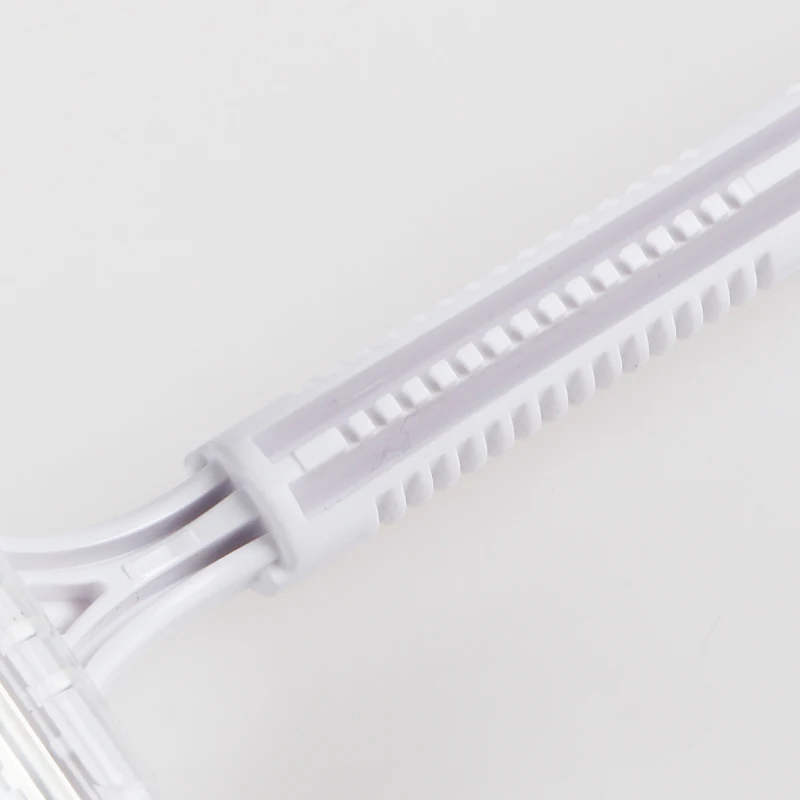 Charming Design Shaving Blade White Disposable Razor