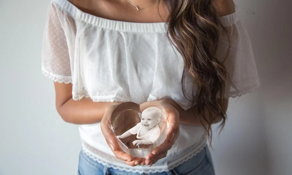 3D лазерные подарки один средний 3D индивидуальный фото-кристаллический блок в форме сердца деловой сувенир подарок