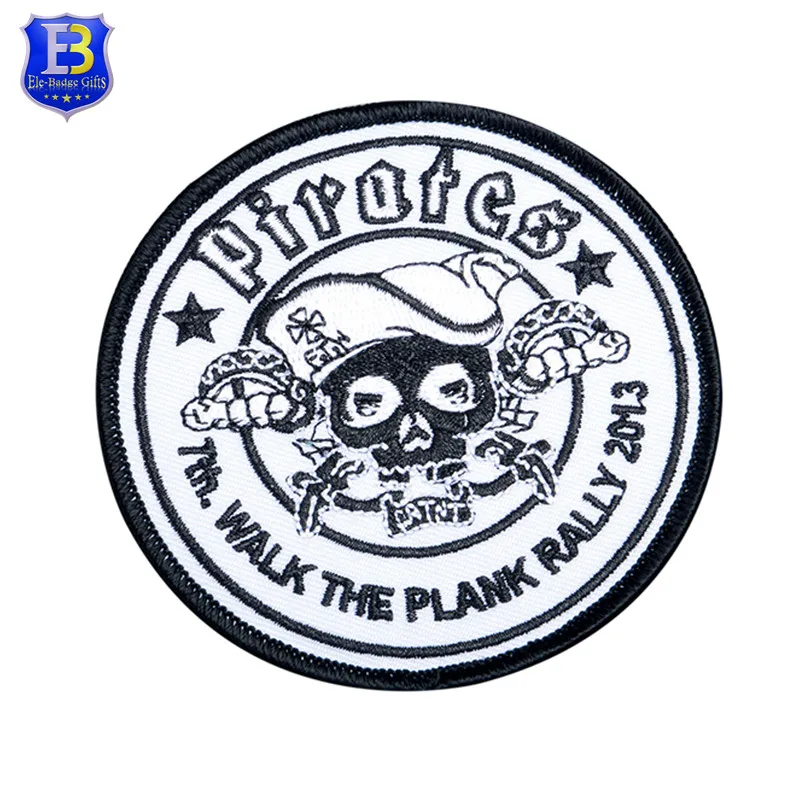 Заводская цена индивидуальные вышитые нашивки логотип одежды брендовая этикетка