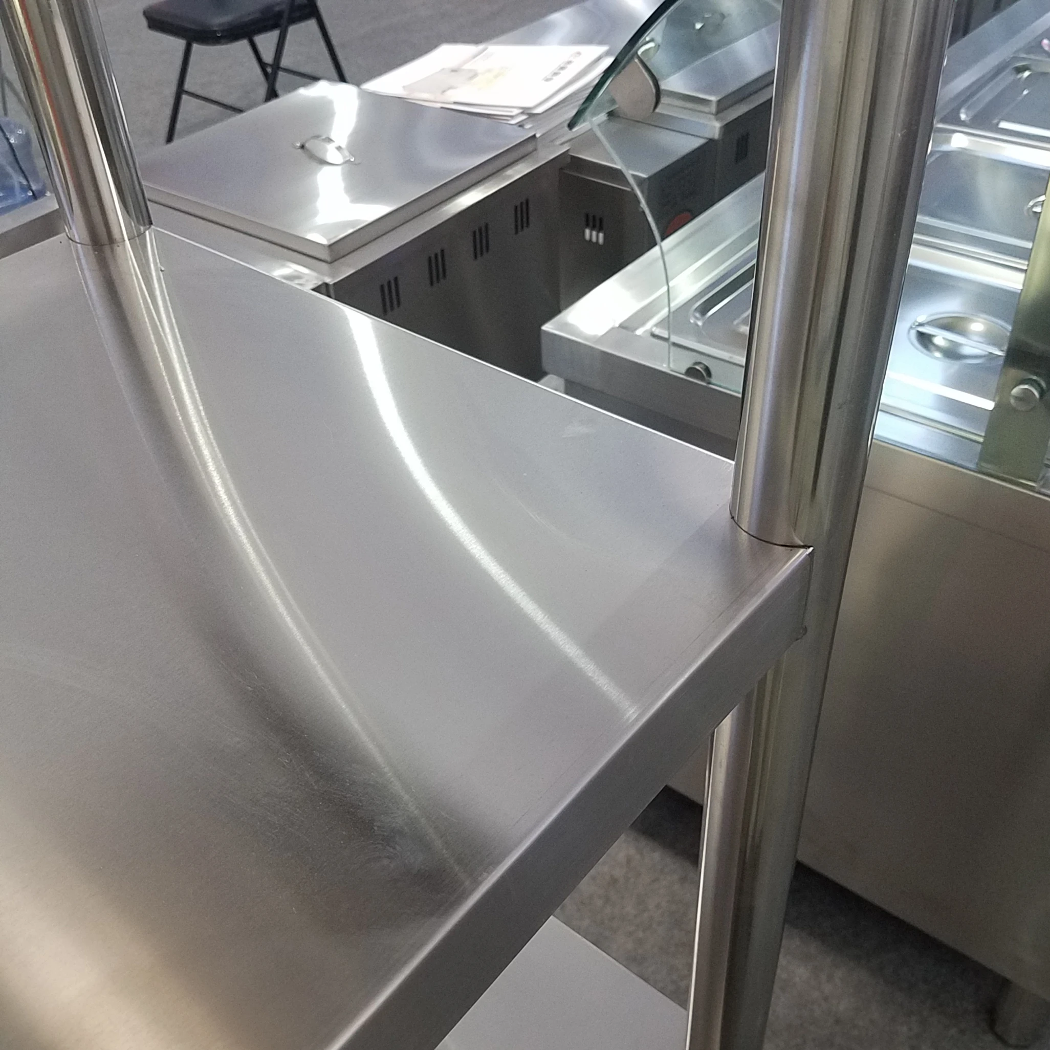 Из нержавеющей стали коммерчески кухонный Рикер Рабочий стол w/плинтус