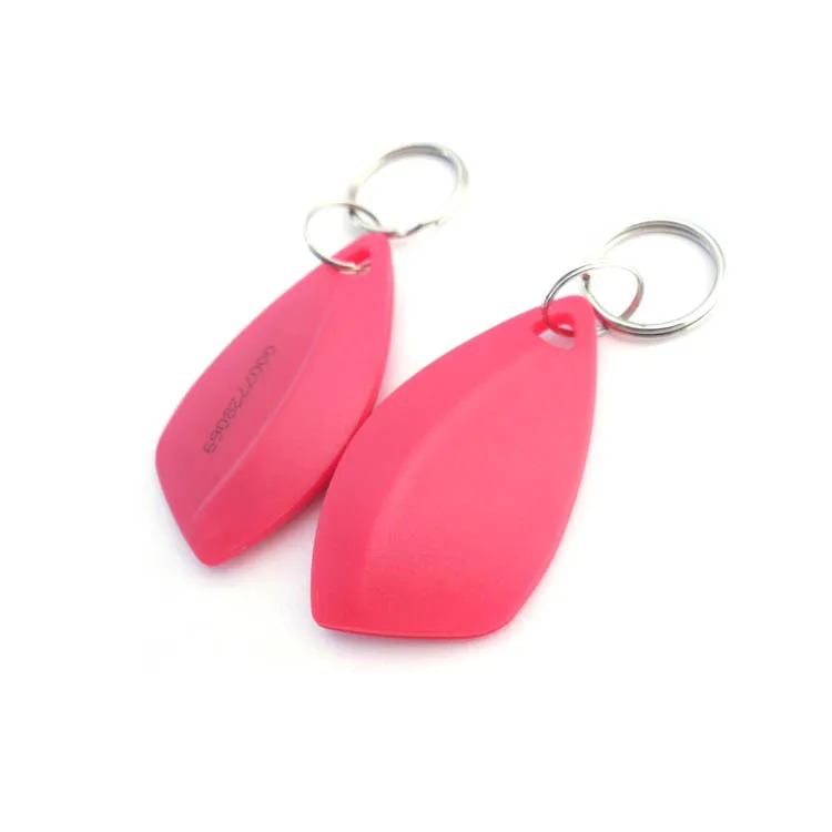 Low Price Waterproof NFC Key Fobs Rewritable RFID Keyfob 14443A PVC Epoxy Material 13.56MHz Frequency QR Code Communication