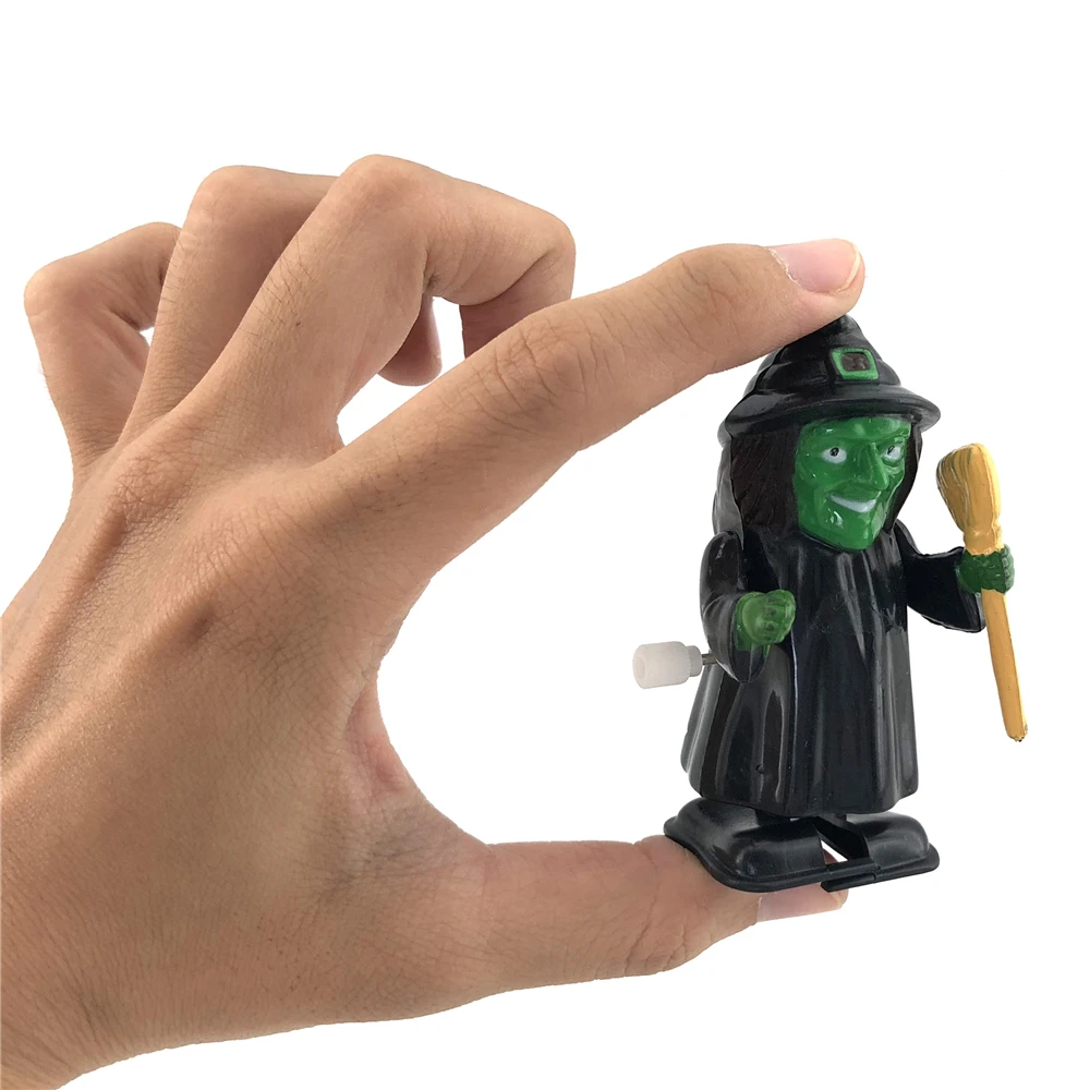Hot selling funny christmas gift witch and pumpkin style plastic halloween wind up toys for kid