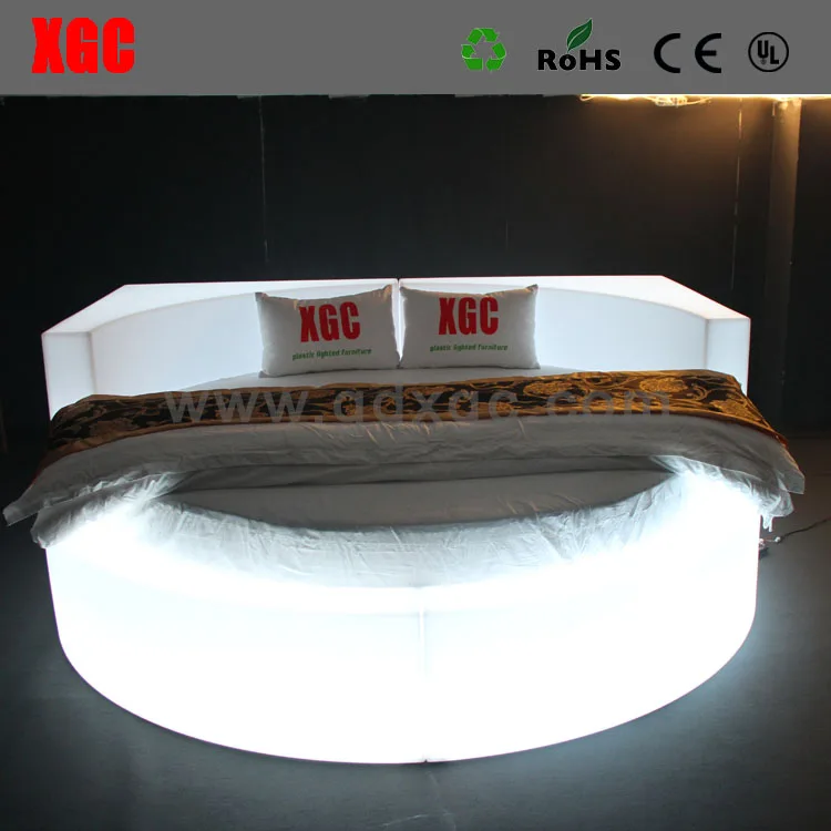 
Rotational Molding Production Tech PE Made 16 Changeable RGB Colors Bed 