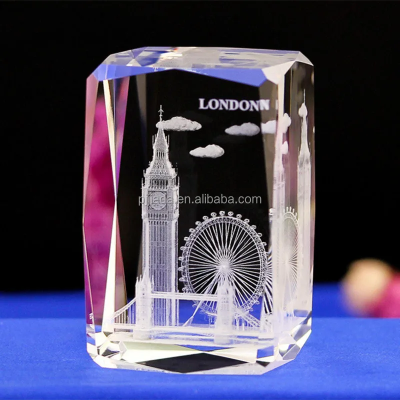 三越謹製　銀製刻印　宝船　約261ｇ　置物　ガラスケース付　D　R5089C 三越謹製 銀製刻印 宝船 約261g 置物 ガラスケース付 D R5089C