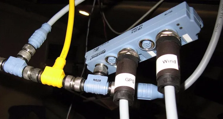 M12 Aviation Connector Waterproof Plug Video