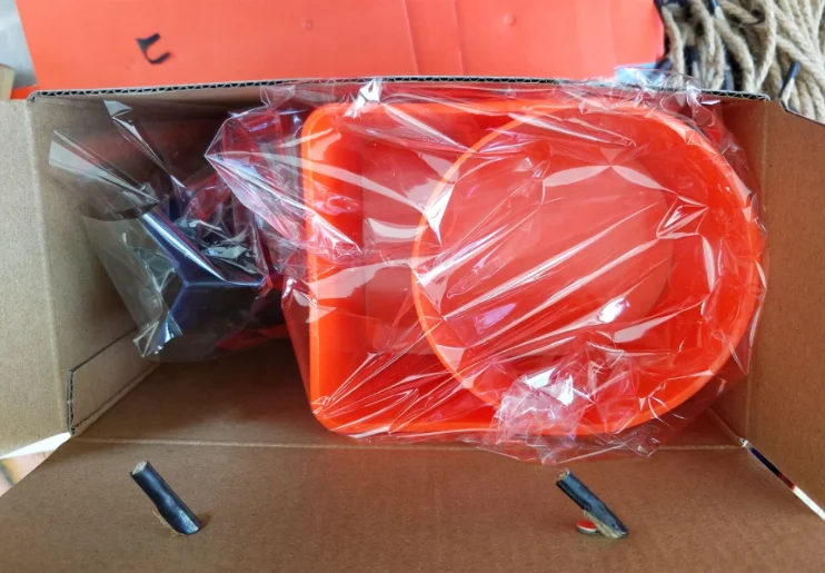 Рекламный цветной пластиковый держатель для напитков для кемпинга и походов