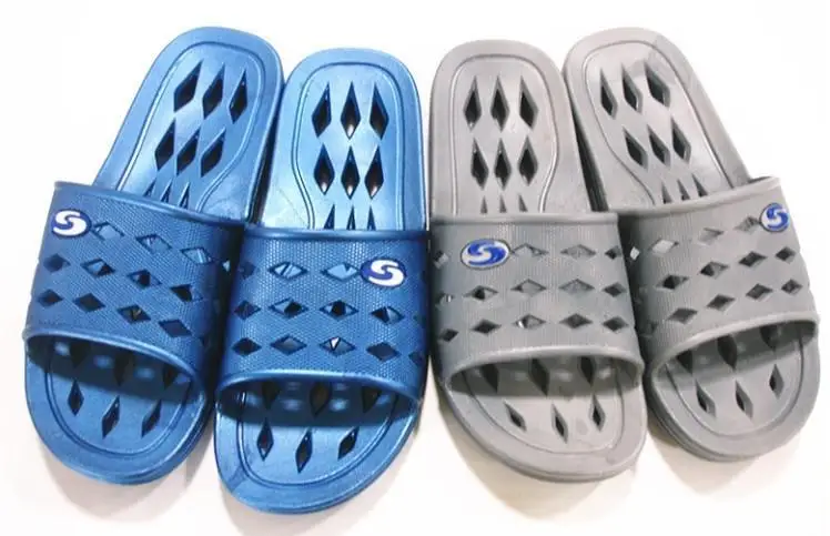 Машина для производства резиновых тапочек холодного прессования