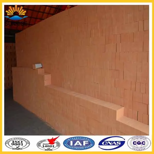 Diatomite Insulation Brick Silica and MgO Fire Brick with Cutting Processing Service High Refractory Bricks