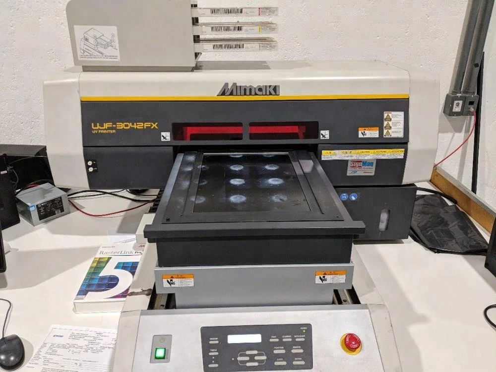 Mimaki UJF-3042FX Series Tabletop Flatbed UV Printer Media thickness up to  2