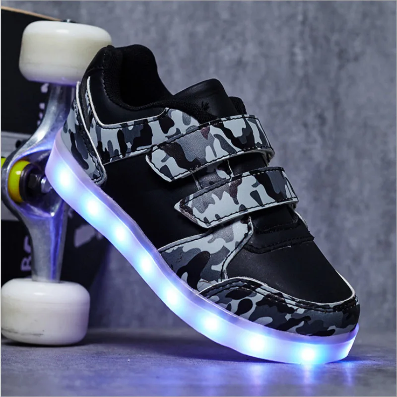 Source Zapatos para con luz Led, cómodos, personalizados, a bajo precio on m.alibaba.com