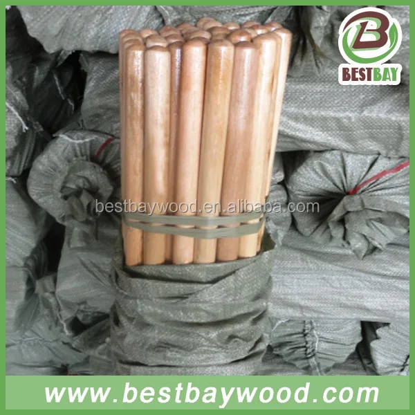 
Деревянная ручка грабли, окрашенная лаком, сделано в Китае 