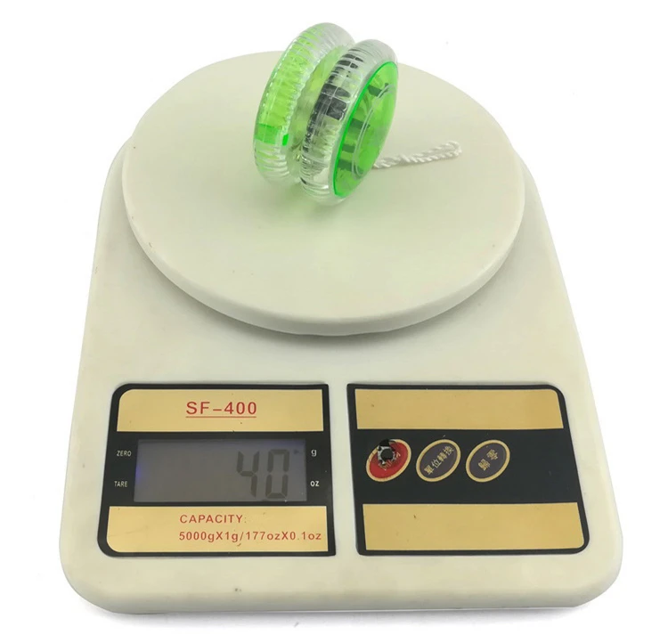 Рекламный подарок образовательные пластиковые светодиодные мигающие игрушки для коляски йо