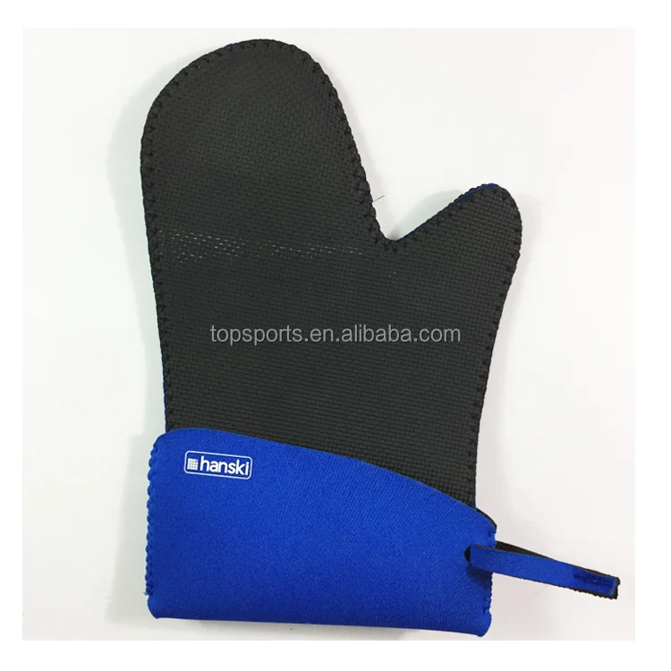 free in stock sample blue neoprene oven mitt with non-slip grip