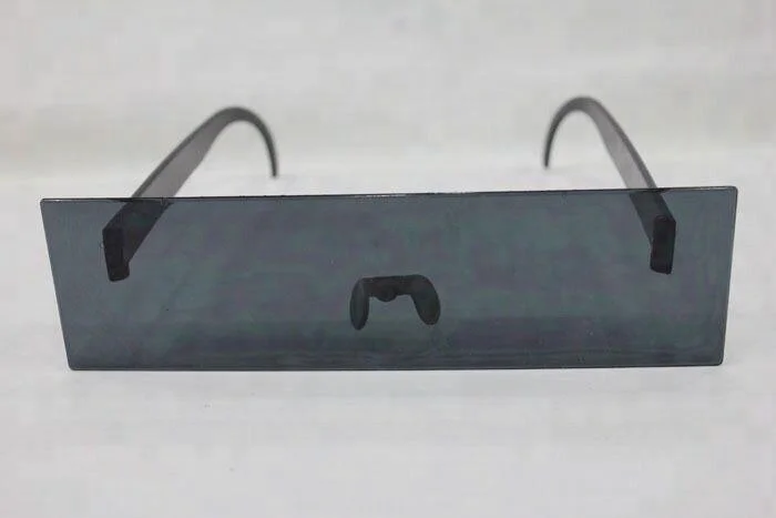 One-Piece Alien Sunglasses with Black Bar Design