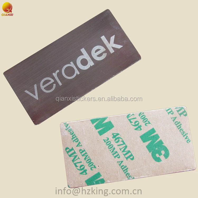 Серебристые матовые металлические алюминиевые этикетки 0,5 мм с лазерной маркировкой и 2 отверстиями