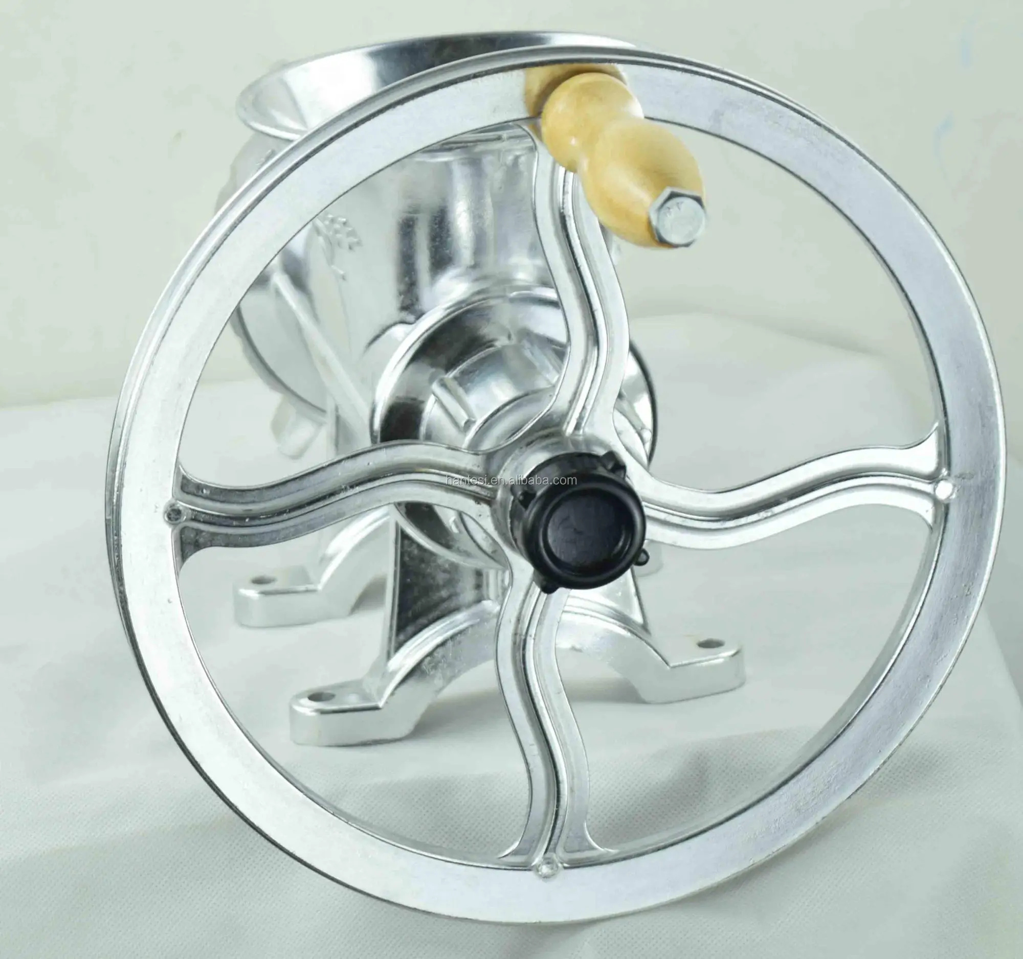 Многофункциональная ручная мясорубка из алюминиевого