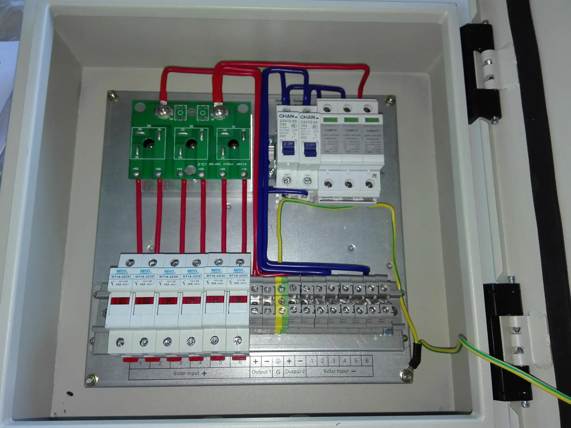 SNADI off Grid 16 in 2 Out Solar Pv String Box Solar Panel Combiner Box