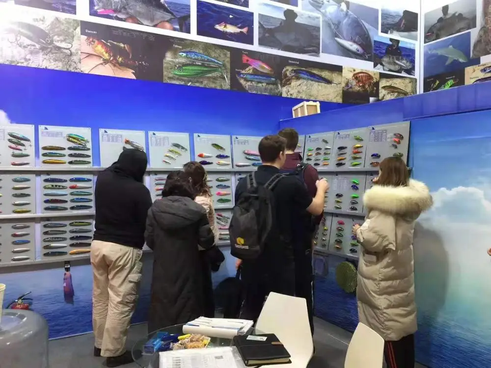 Weihai высококачественные рыболовные приманки из АБС-пластика с крючками VMC