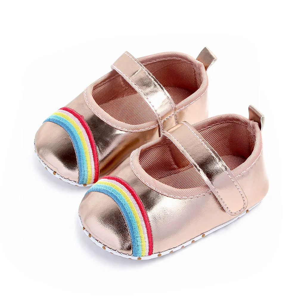 Colorful embroidery design soft sole baby girl shoes