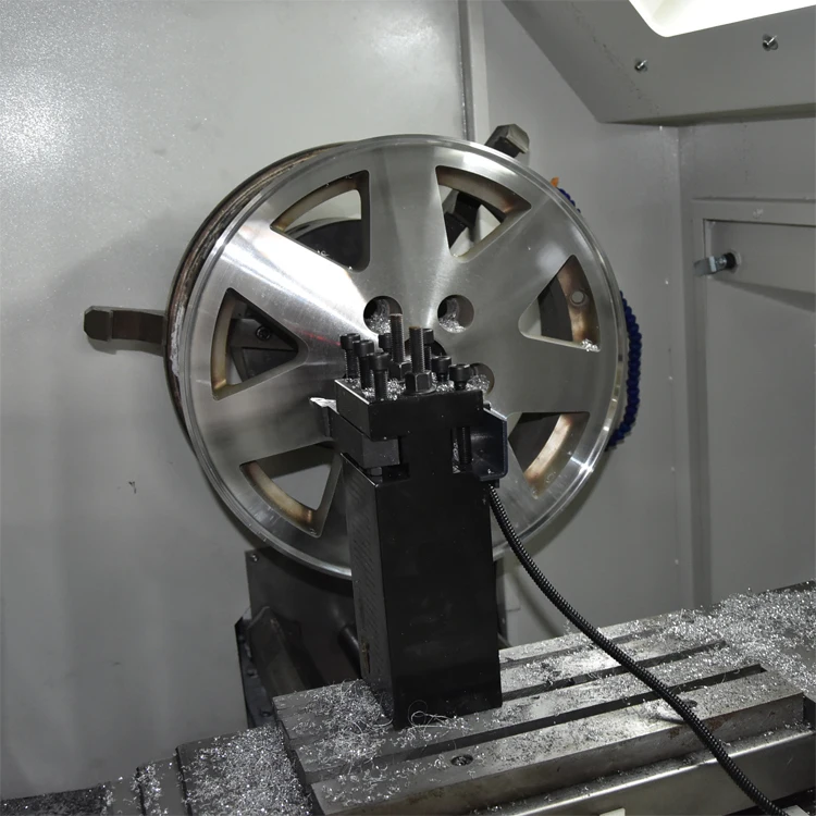 Alloy Wheel Repair CNC Lathe Machine Price in India CK6160W