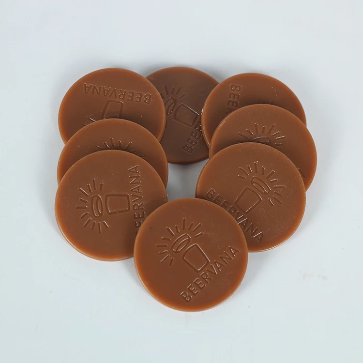 Новый продукт сделанные на заказ тисненые цветные пластиковые маркерные монеты